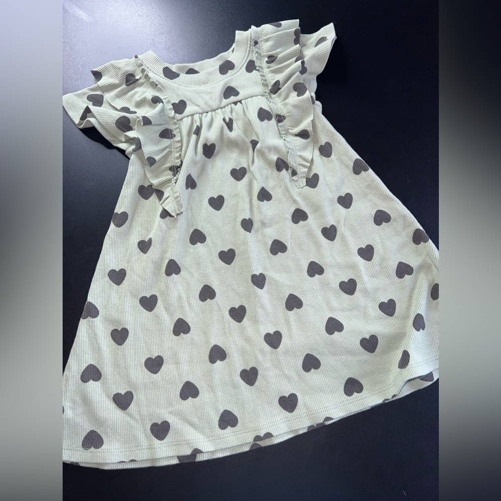 Cat & Jack Sage Green with Black Heart Small Ribbed Dress Toddler size 2T EUC